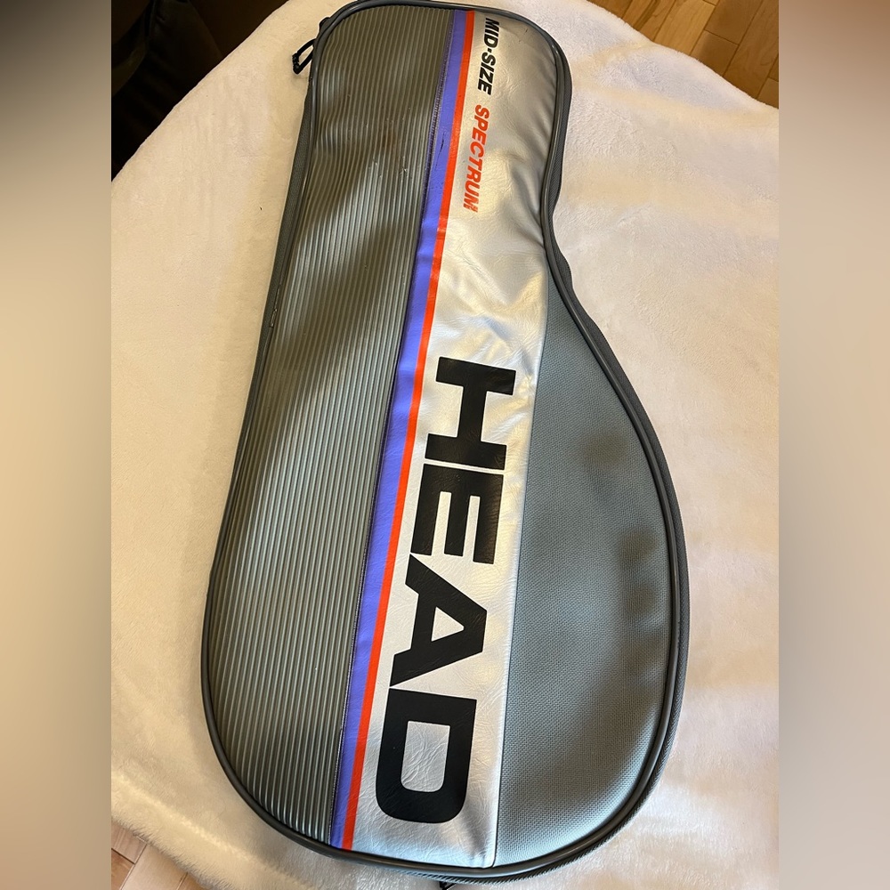 Pre-owned AMF Head Spectrum Racquet 3 7/8 Kevlar Mid-Size w/Case and Ball